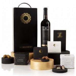 מארז שוקולד יולי, מארזים לחגים ומועדים - מארזים יוקרתיים לעובדים, מגוון מארזים לעסק בקטגוריית המארזים של ניקלס. מארזי שי מתנה לעובדים.